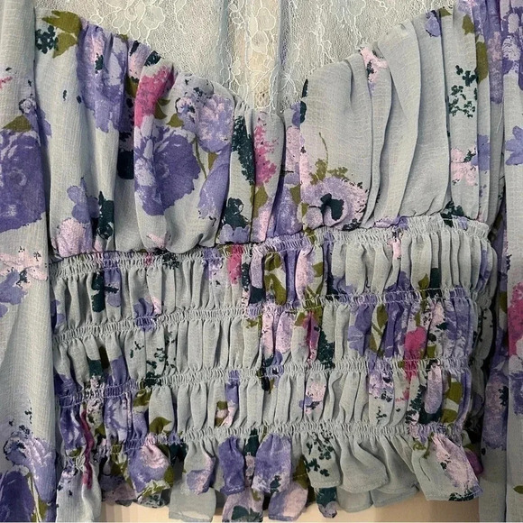 Free People Daphne Blouse Silver Blue Combo Size LG NWT - Picture 5 of 14